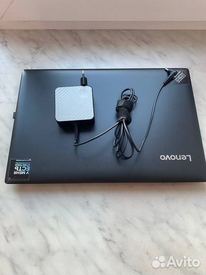 Ноутбук lenovo 81DE