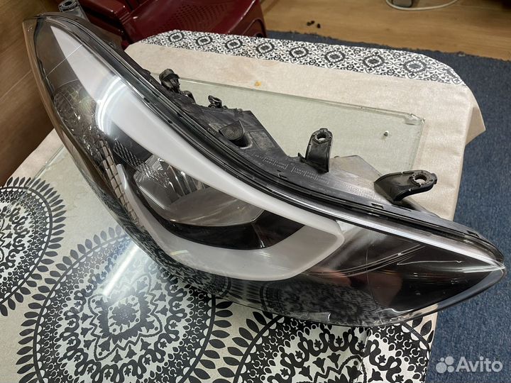 Фара правая elantra md оригинал