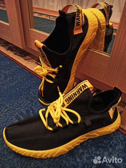 Кроссовки 42-44