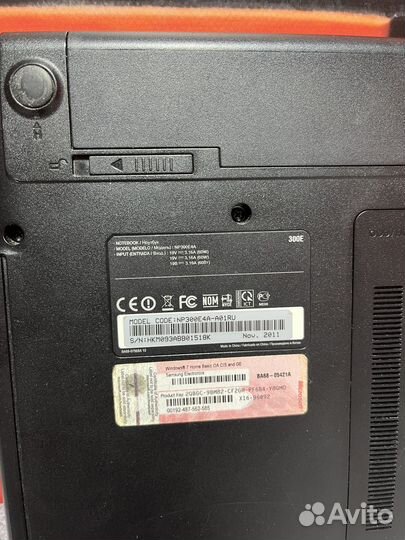 Ноутбук Samsung NP300E4A