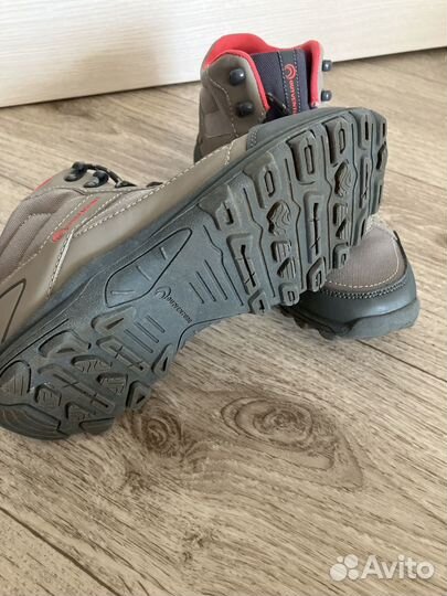 Кроссовки женские демисезонные 37