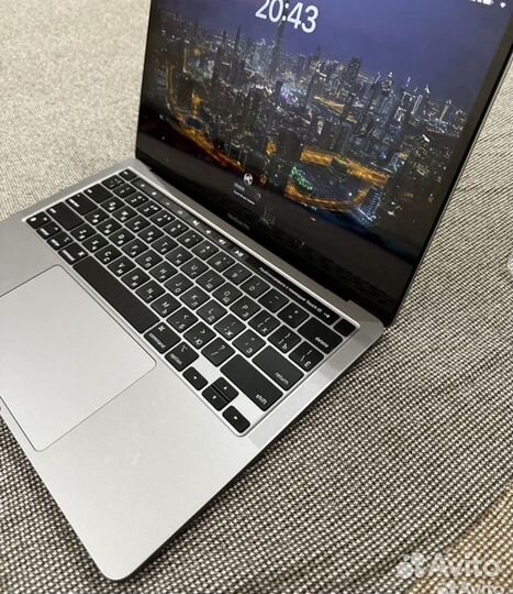 Apple MacBook Pro 13 2022 m2