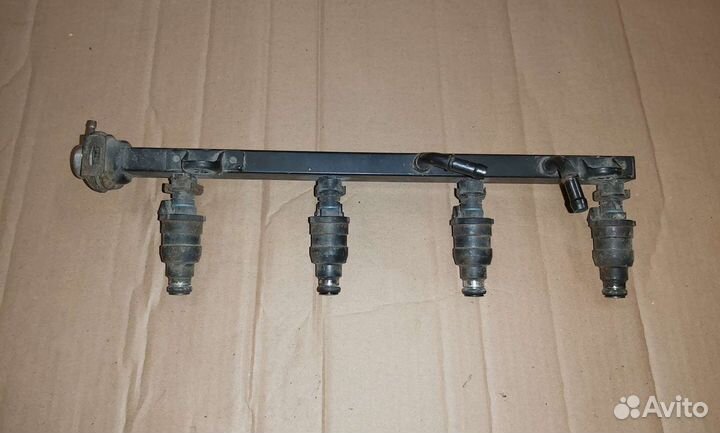 Бмв Е 36 рампа форсунок двигатель И 43