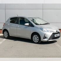 Toyota Vitz 1.0 CVT, 2019, 43 952 км, с пробегом, цена 1 169 000 руб.