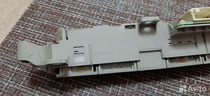 Infiniti Q50 люстра салона