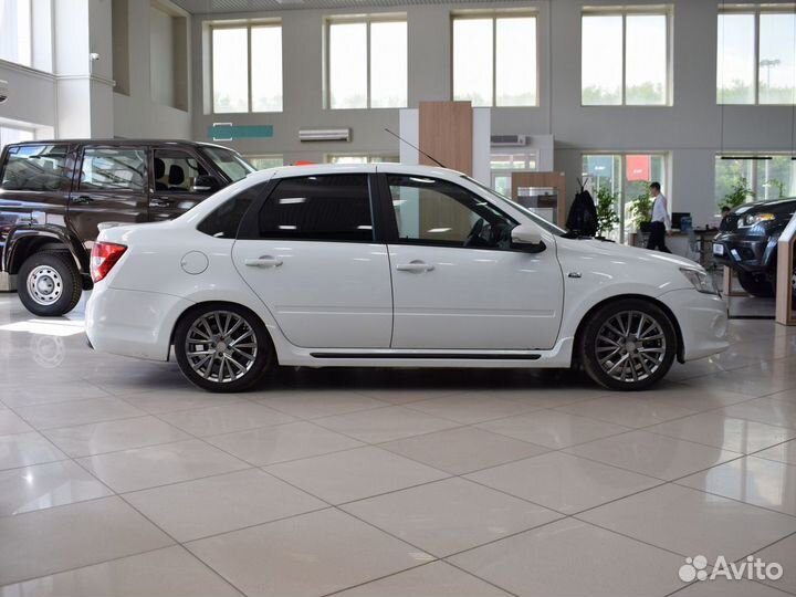 LADA Granta 1.6 МТ, 2016, 182 000 км