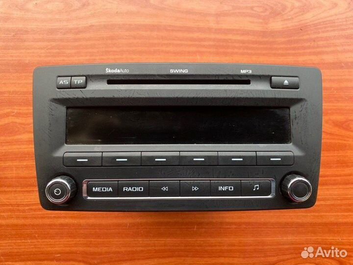 Магнитола Skoda Octavia A5 BUD 2009