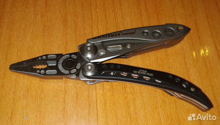 Мультитул Leatherman Freestyle