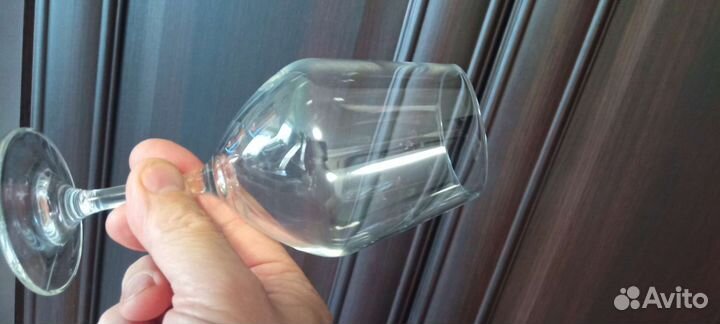 Бокалы для вина новые