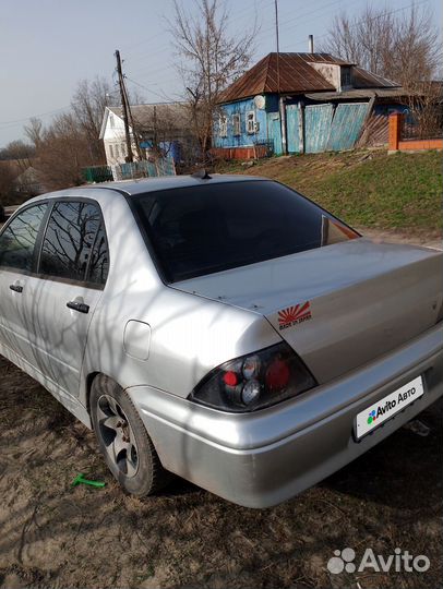Mitsubishi Lancer Cedia 1.5 CVT, 2000, 200 000 км