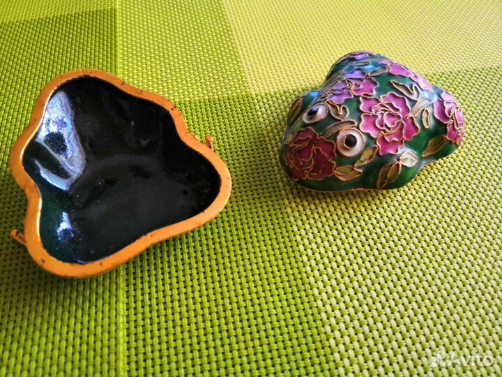 Лягушка декоративная