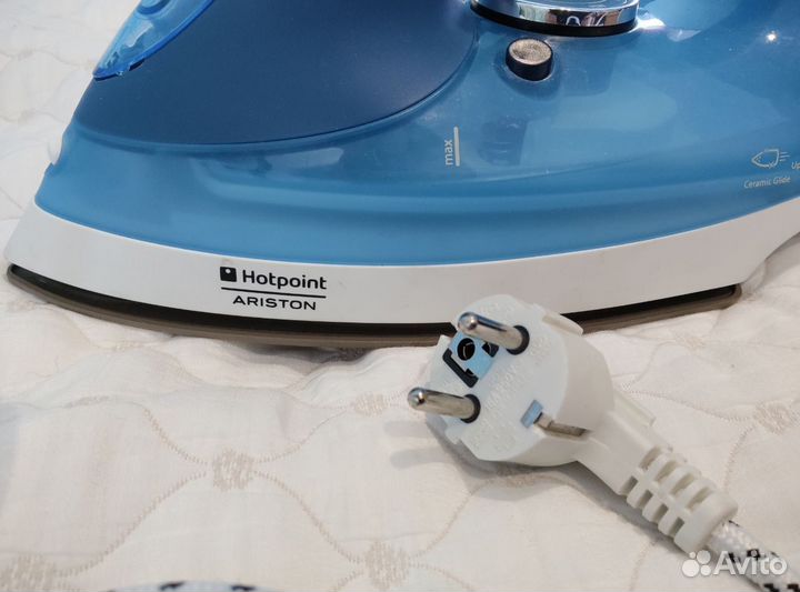 Утюг Hotpoint Ariston керамика, пар