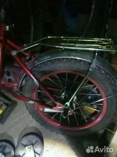 Детский велосипед с колесиками боковыми