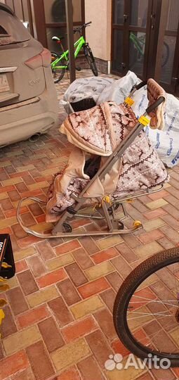 Детские санки (коляска) с колесами