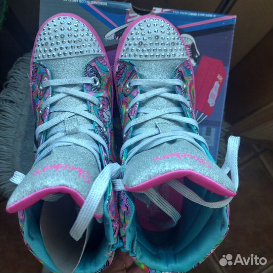 Продам кроссовки/кеды Skechers для девочки