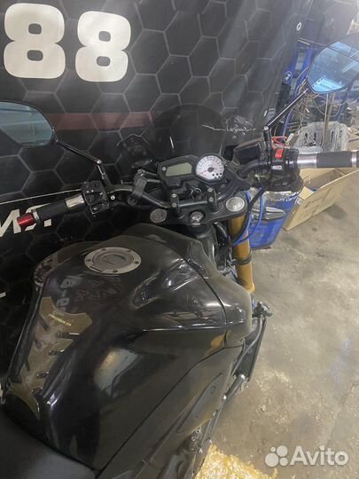 Мотоцикл Yamaha Fz8N