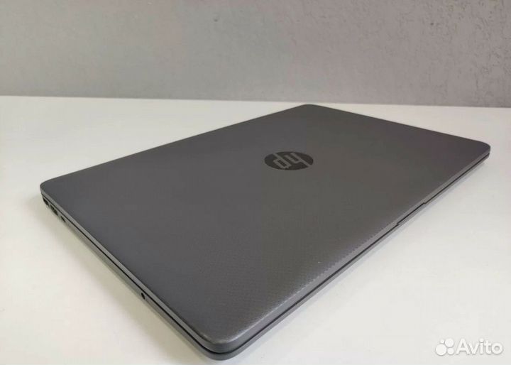 Ноутбук HP 255 / Ryzen 3 / ssd-шка / 8Gb ddr4