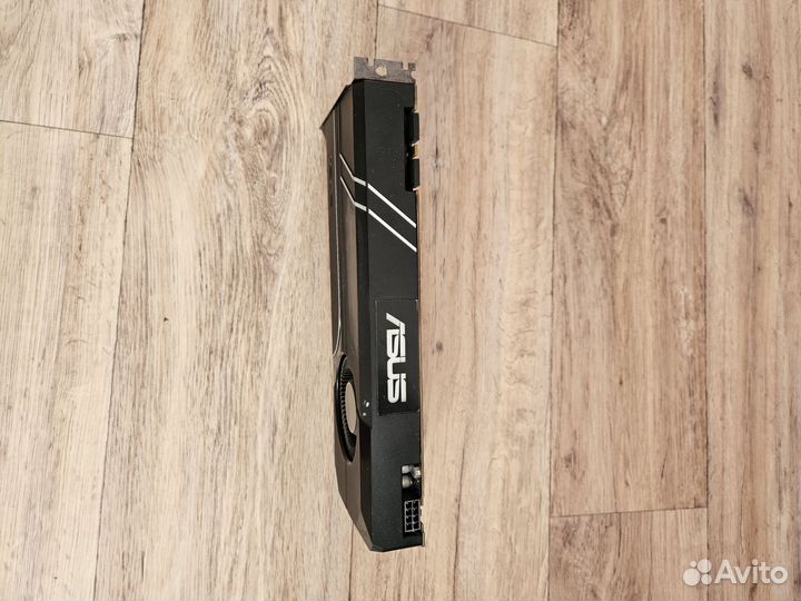 Asus 1070 в отл состоянии не майнена