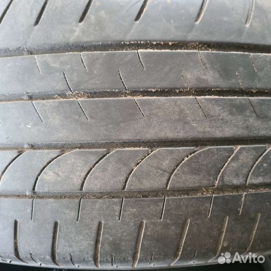 Bridgestone Dueler H/L 33A 235/55 R20