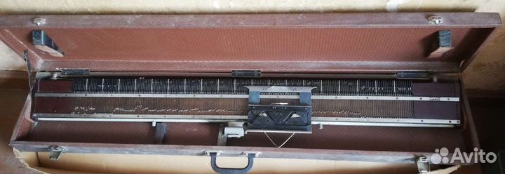 Вязальная машина Нева 1