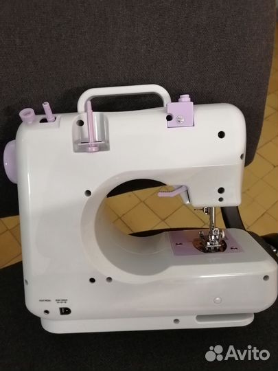 Швейная машина