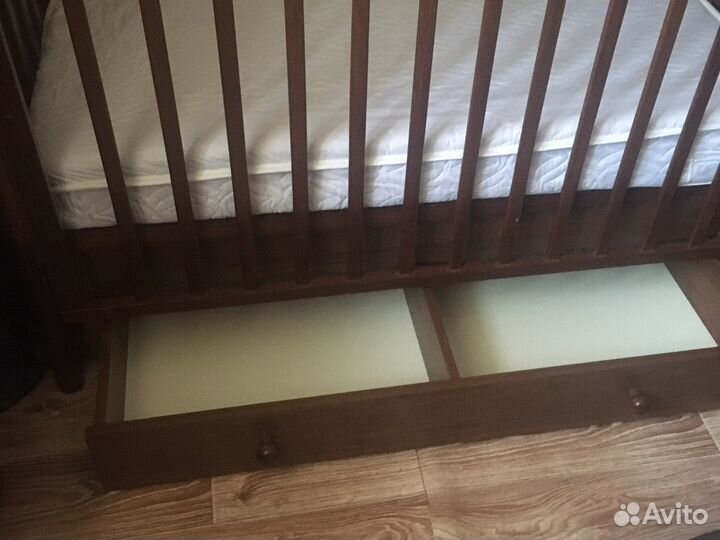 Кроватка детская