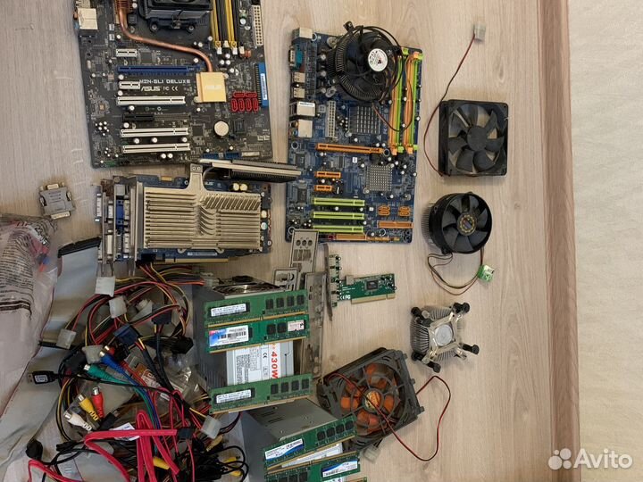 Материнские платы, видеокарты, оперативная память