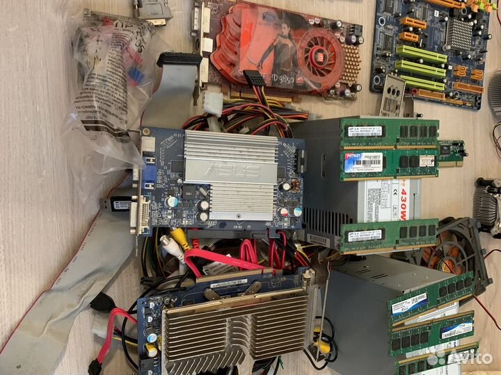 Материнские платы, видеокарты, оперативная память