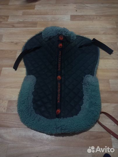 Меховушка под седло