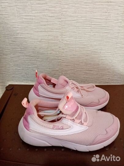 Кроссовки детские для девочек 34 разм