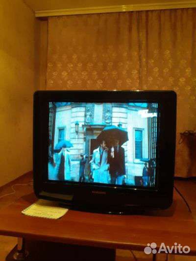 Телевизор samsung