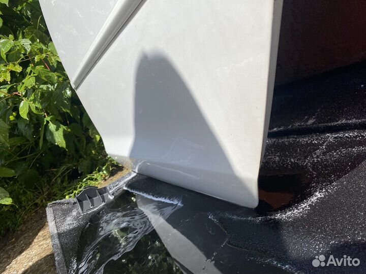 Дверь задняя левая белая Mazda 3 BK 5D хэтчбек