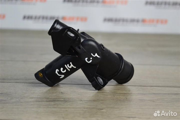 Фланец системы охлаждения citroen C4 (2)