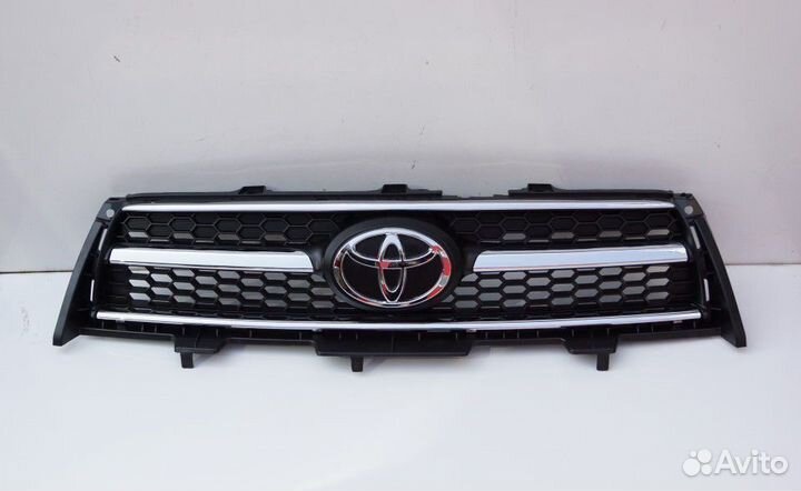 Решетка радиатора Toyota RAV4 (A30) 2008-2010