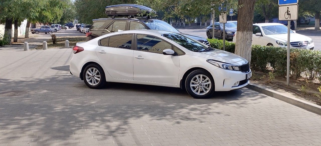 Kia Cerato: фото владельца