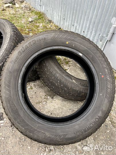 Yokohama Ice Guard IG65 225/60 R18 104T