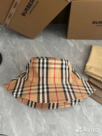 Панама Burberry