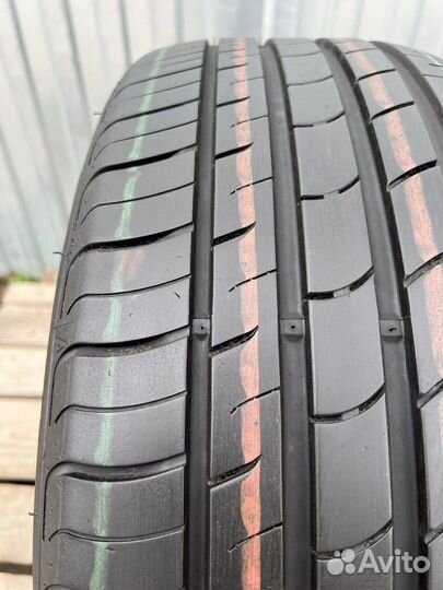 Nexen N Fera RU1 235/50 R18