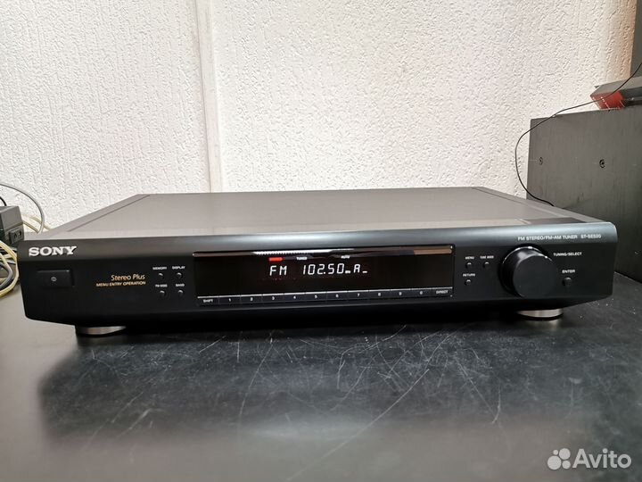 Тюнер Sony ST-SE520