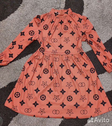 Платье новое