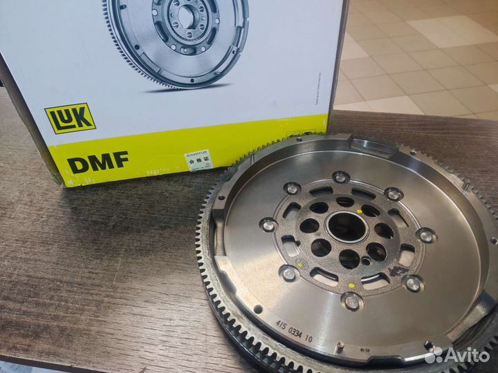 Новый маховик двухмассовый LUK 415033410 MQ250