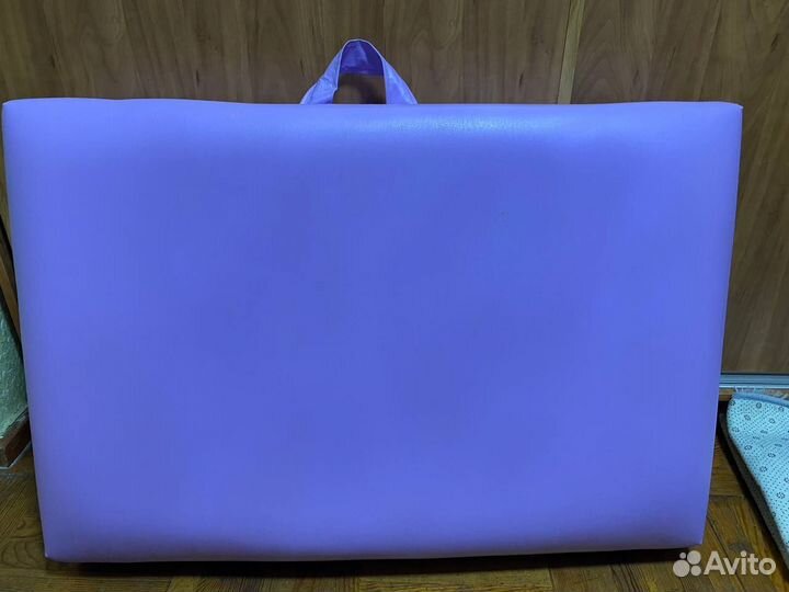 Массажный стол