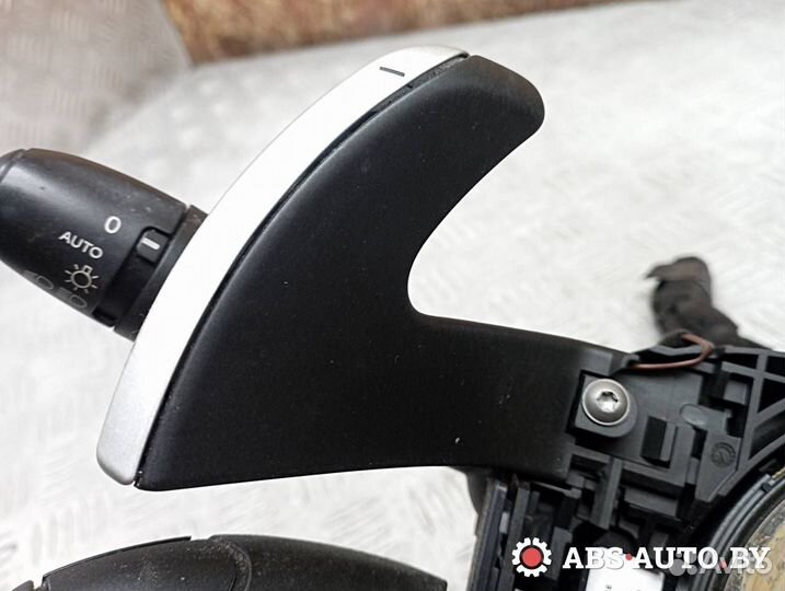 Переключатель подрулевой (стрекоза) Peugeot 3008