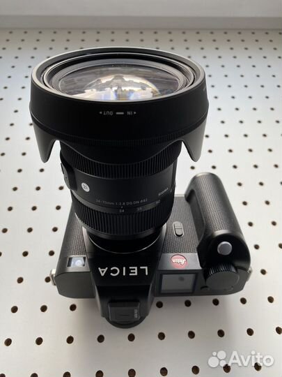 Leica SL2