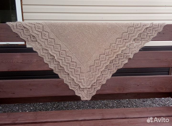 Шаль квадратная теплая (шерсть, пух) новая