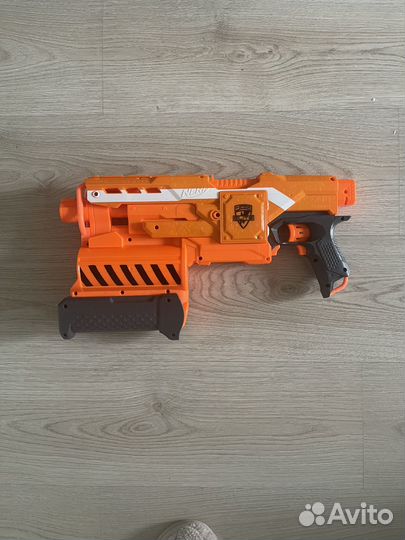 Бластер нерф