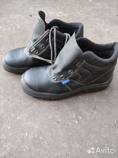 Новые рабочие ботинки 41размер