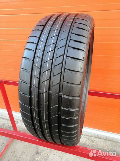 Bridgestone Turanza T005 215/40 R18 91Y