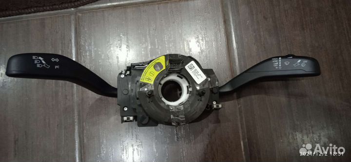 Подрулевой переключатель с шлейфом на VW polo