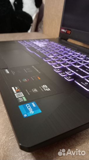 Ноутбук asus